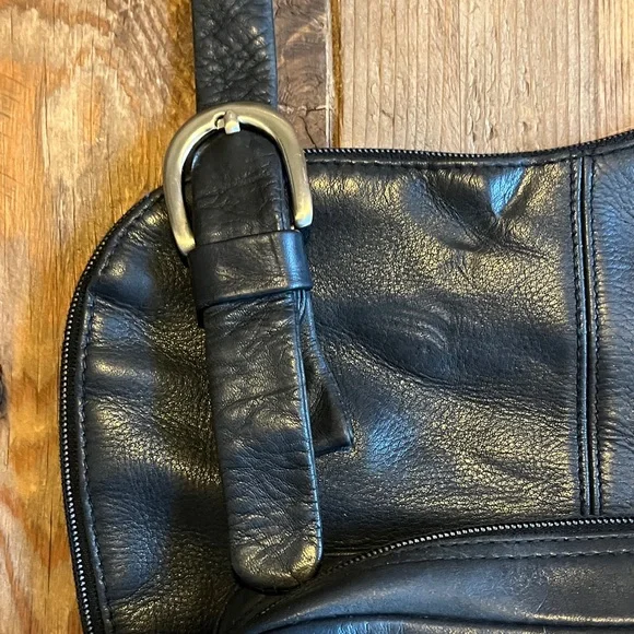 HOBO International Vintage Black Unisex Crossbody Sling Bag - Picture 8 of 11